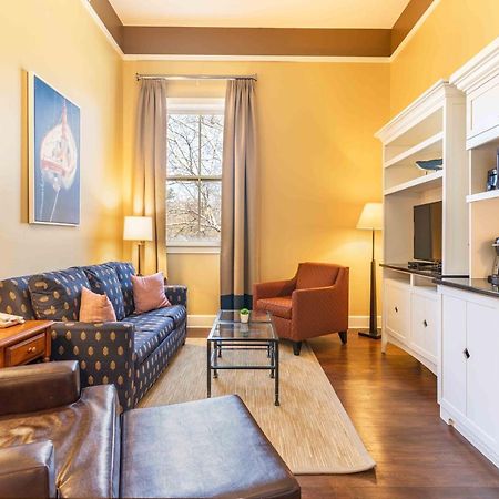 Inn At Diamond Cove ポートランド エクステリア 写真